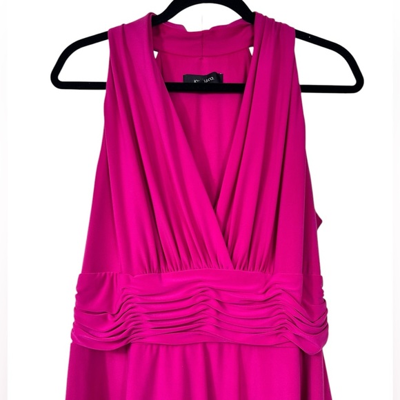 Jones New York hot pink sleeveless vneck midi dress, 16, tiered, ruched, Sexy - Picture 4 of 7